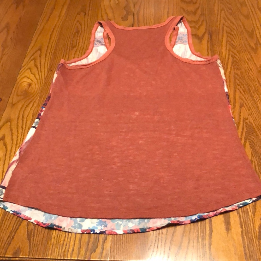 Tank top - Picture 2 of 2